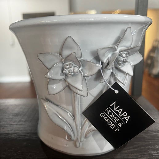 Alessia Fluted Cache Pot
