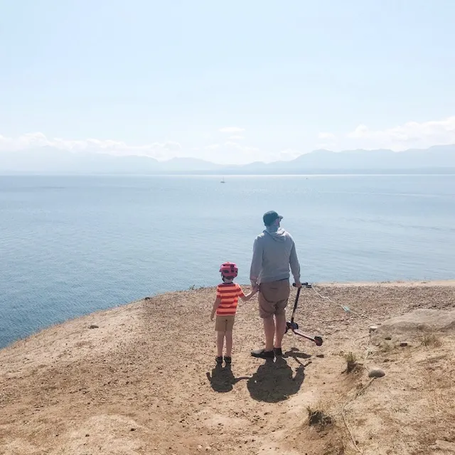 Family at the ocean