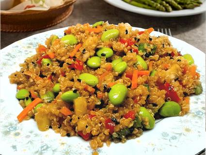 QUINOA & EDAMAME SALAD
