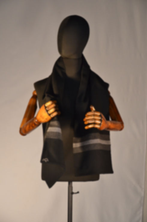 WOOL / CASHMERE BLEND