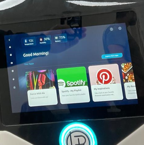 Gary the robot with social apps