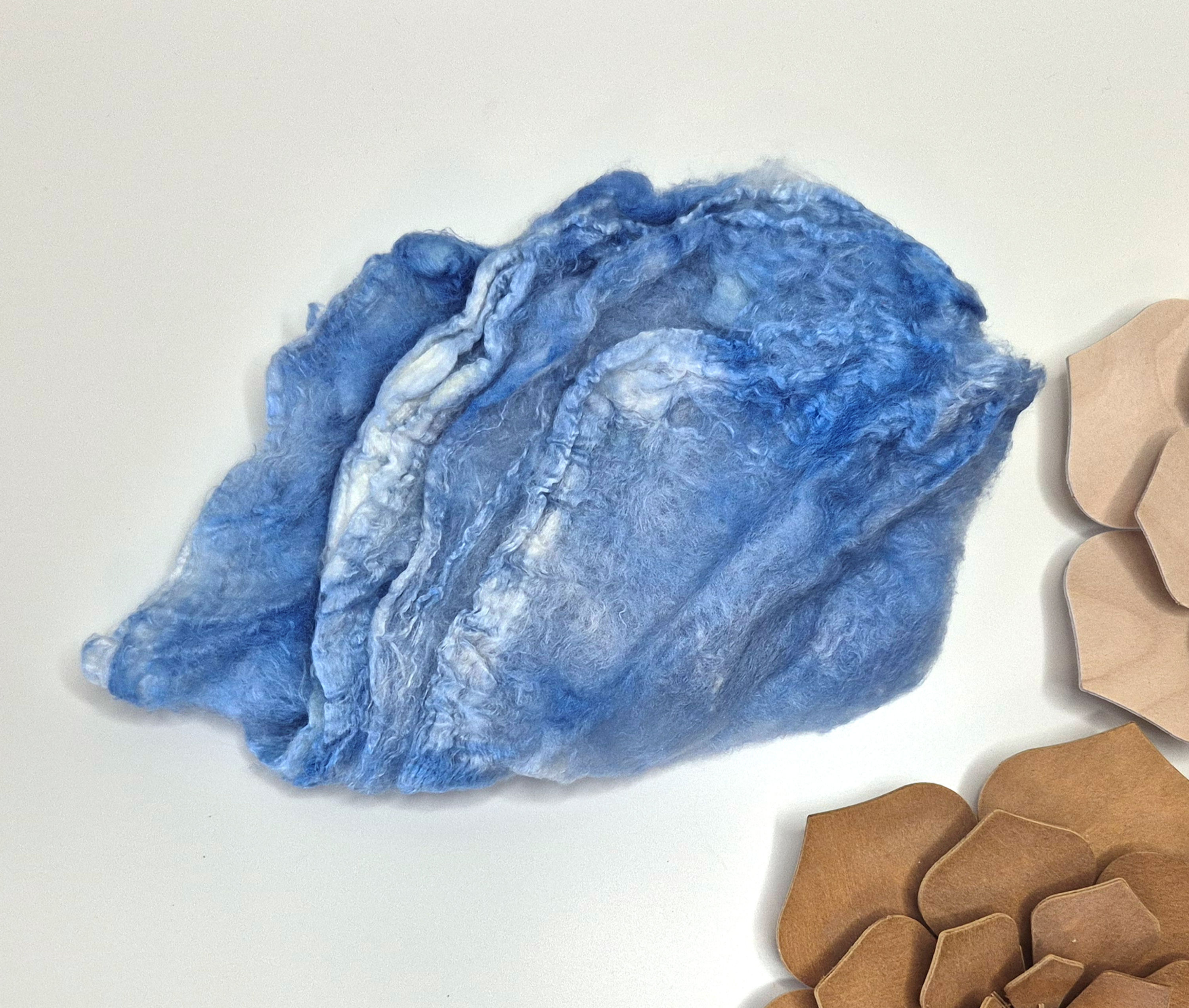 Silk Hankies 7.5g - Sky Blue