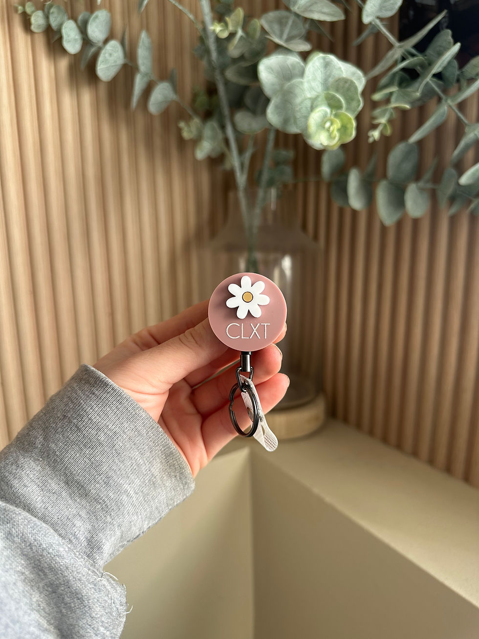Thumbnail: BADGE REEL - TOKEN 
