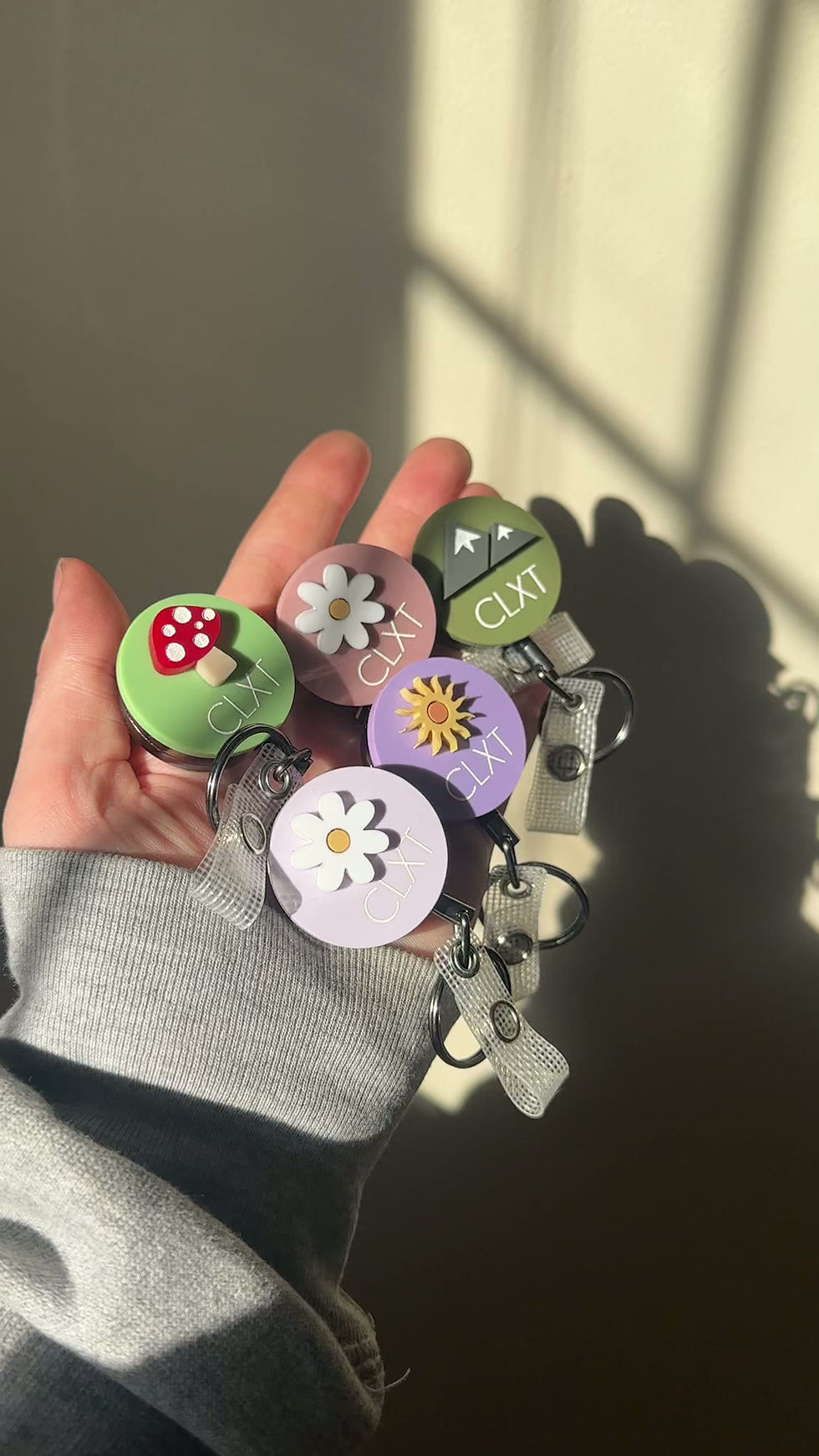 Thumbnail: BADGE REEL - TOKEN 