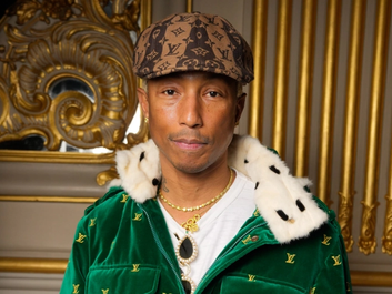 Louis Vuitton Moves to Opening Day of Paris Men’s Fashion Week