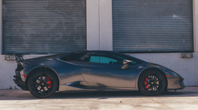 Lamborghini Huracan vs Ferrari 458: Which Exotic Car Rental is Better?