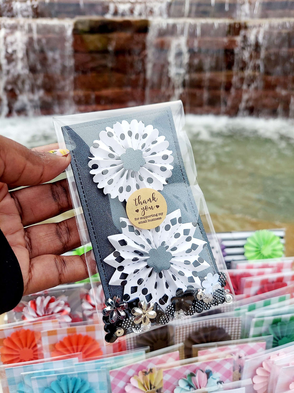 Thumbnail: JOYful Paper Rosettes 