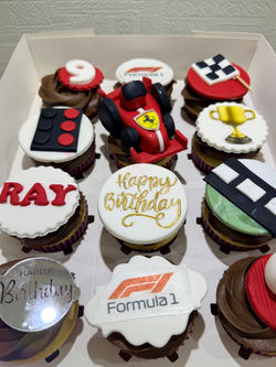 Formula 1 cupcakes (5)