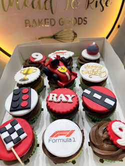 Formula 1 cupcakes (3)