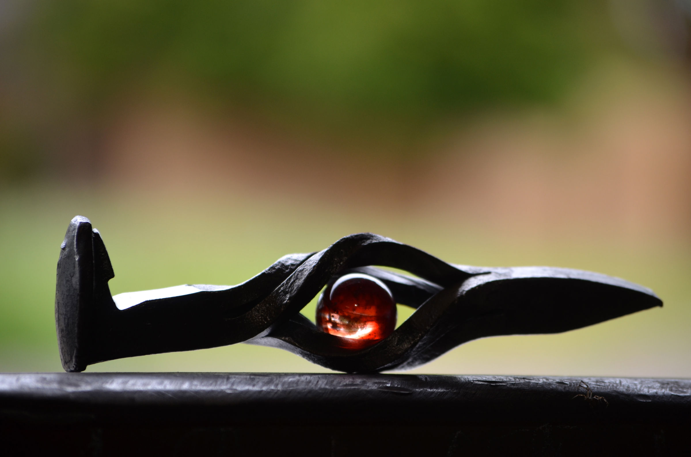 Caged Marble Twist - Red