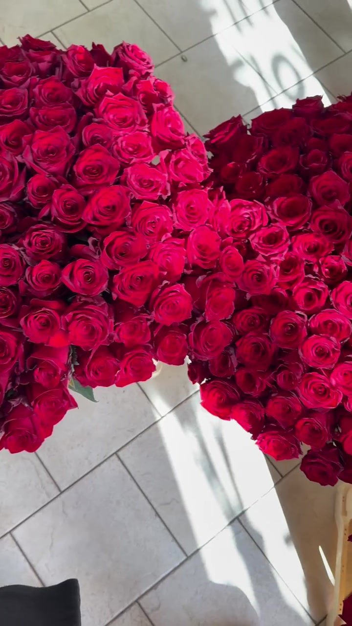 Thumbnail: 101 czerwonych róż