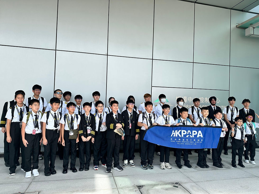 HKPAPA Students at HKIA