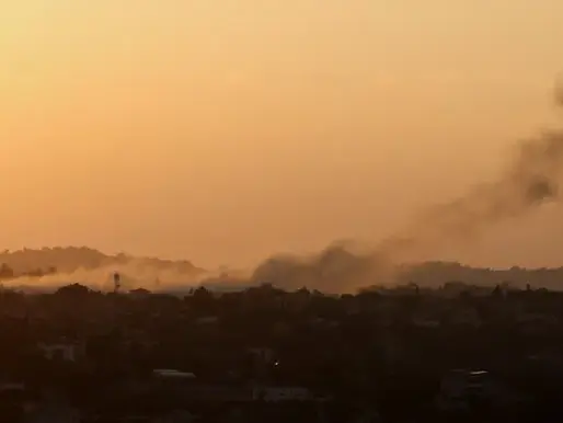 L'Armée Israélienne Bombarde le Sud du Liban, Accusant le Hezbollah de "Violation des Accords de Sécurité"