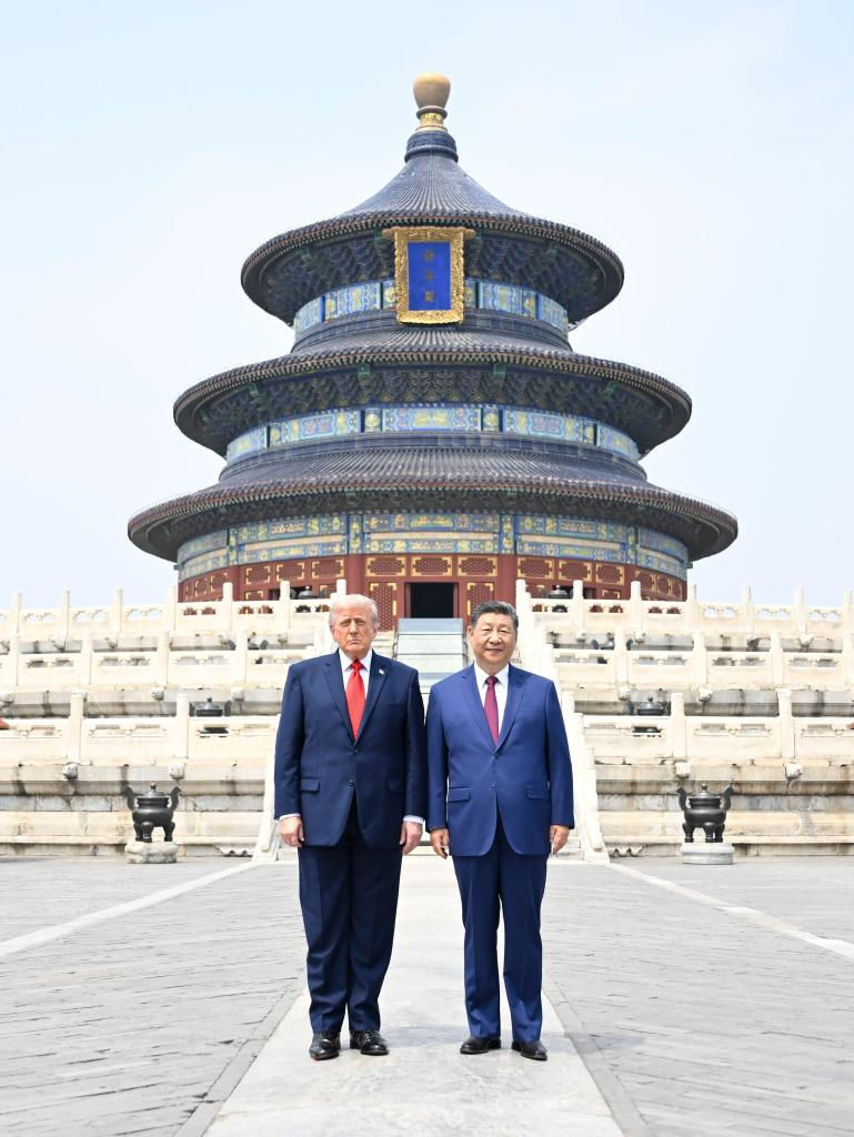Xi, Trump visit Temple of Heaven