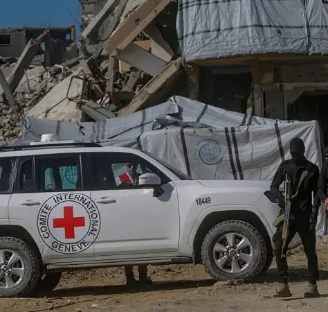 نفي إسرائيلي: بقايا الجثة التي وصلت من غزة لا تعود لأي من الرهائن، وجهود استعادتهم مستمرة