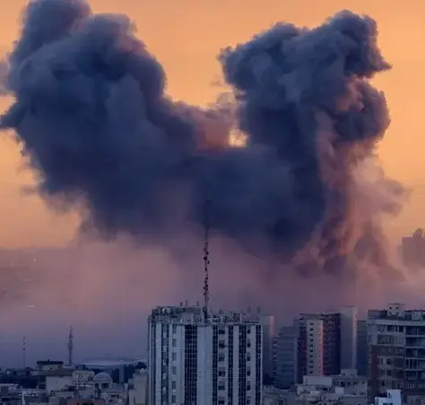 Cinquième Jour de Guerre au Moyen-Orient : Téhéran Pilonné, Tel-Aviv et Jérusalem Cibles de Missiles Iraniens