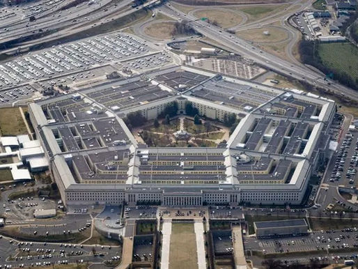 "خيار الأرض".. البنتاغون يستعد لعمليات برية في إيران، ووصول "يو إس إس تريبولي" يرفع الجاهزية القصوى