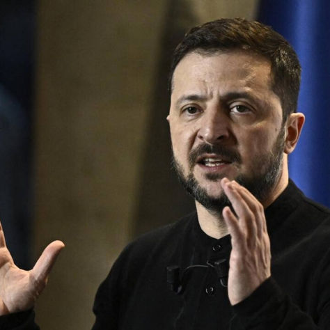 La Maison Blanche envisage d'inviter Zelensky au "sommet en Alaska" alors que Trump propose un échange de territoires