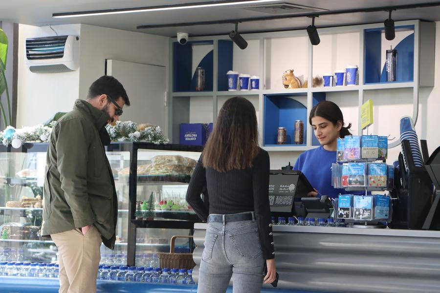 مقالة خاصة: المقاهي ... طقس يومي وفضاءات مشرعة الأبواب للأردنيين