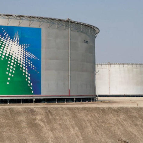 السعودية ترفع سعر بيع الخام العربي الخفيف لآسيا في نوفمبر