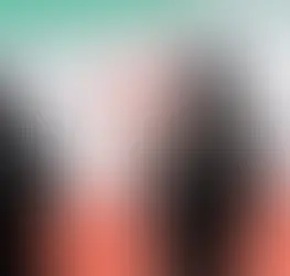 Les États-Unis réduisent leurs effectifs au Qatar ; l'Iran menace de frapper les bases américaines dans la région