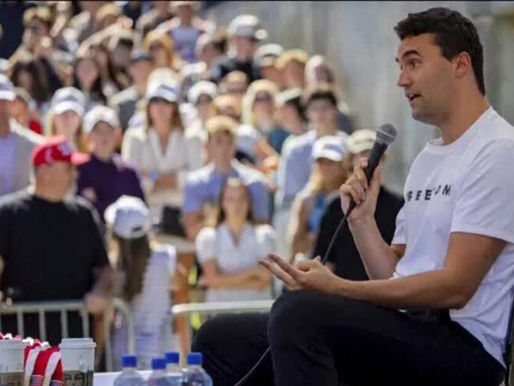 Mort choquante de Charlie Kirk : Trump le qualifie de "martyr", tandis que Biden et Obama appellent à la fin de la "violence politique"