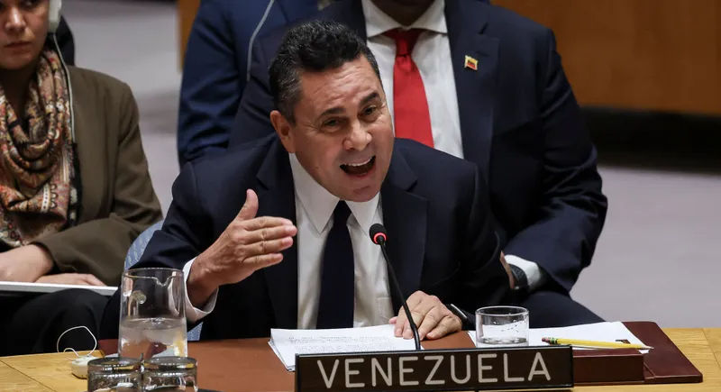 مواجهة محتدمة في مجلس الأمن: بكين وموسكو تهاجمان "سلوك رعاة البقر" الأمريكي تجاه فنزويلا