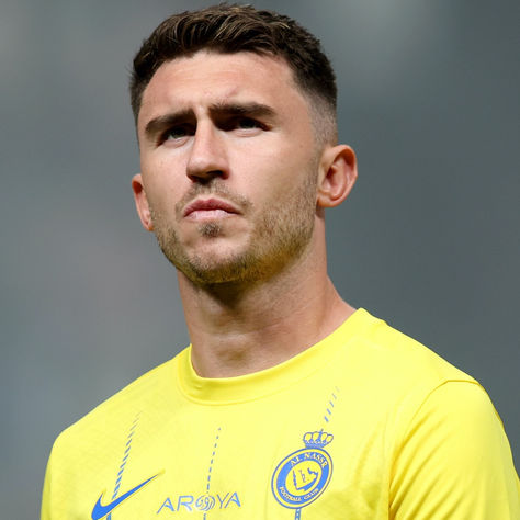 ريال مدريد يستهدف ضم لابورت من النصر في الشتاء المقبل