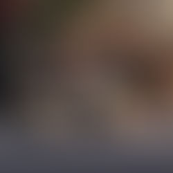 إيلون ماسك يكشف النقاب عن تاكسي تسلا الآلي