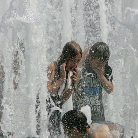 "L'Europe en feu: canicule sans précédent, sécheresse et hausse des prix de l'électricité frappent le continent"