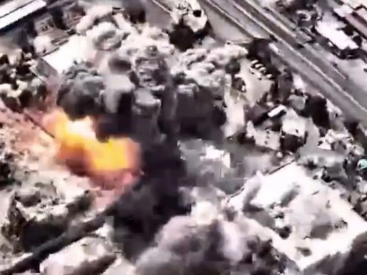 طهران تحت القصف الجوي المكثف.. إسرائيل تشن هجمات "هائلة" على وزارة الأمن الداخلي وتستدعي 20 ألف جندي احتياط