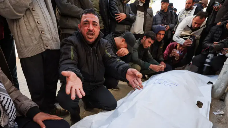 غزة بين فكي "المجازر" و"المعبر".. حماس تدين خروقات الاحتلال والقاهرة تترقب "ساعة الصفر" في رفح الاثنين