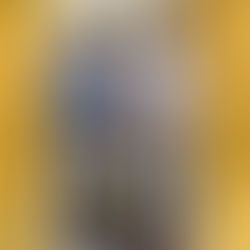 ميكروفون العندليب ”الذهبي“ يثير أزمة في مصر. ما علاقة المطرب الناشئ بالأمر؟