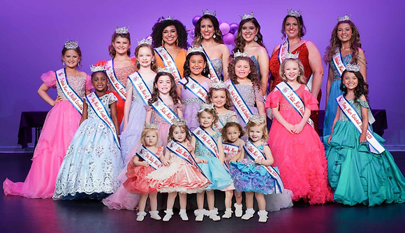 Queens Group Pic by Eric.jpg