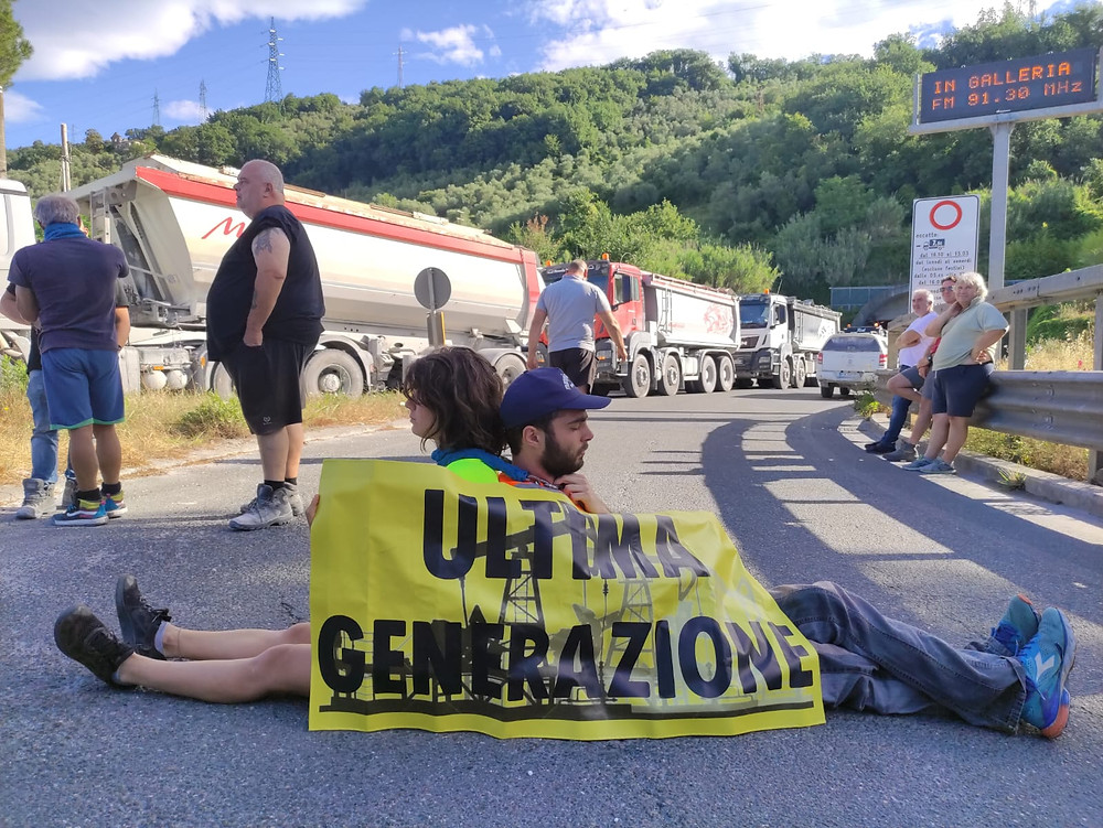 blocco stradale di Ultima Generazione