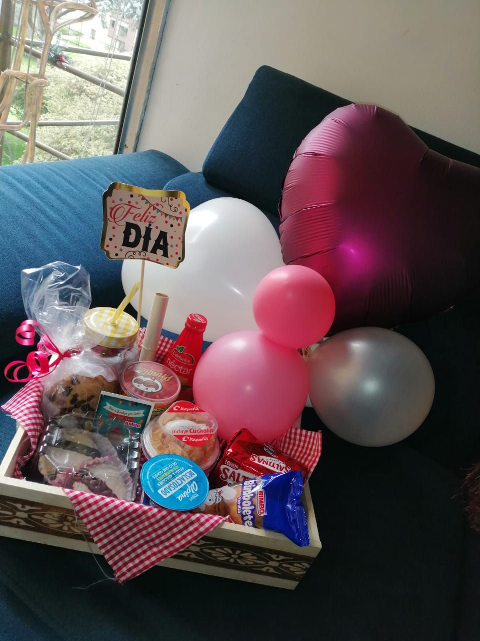 Miniatura: Desayuno Globos