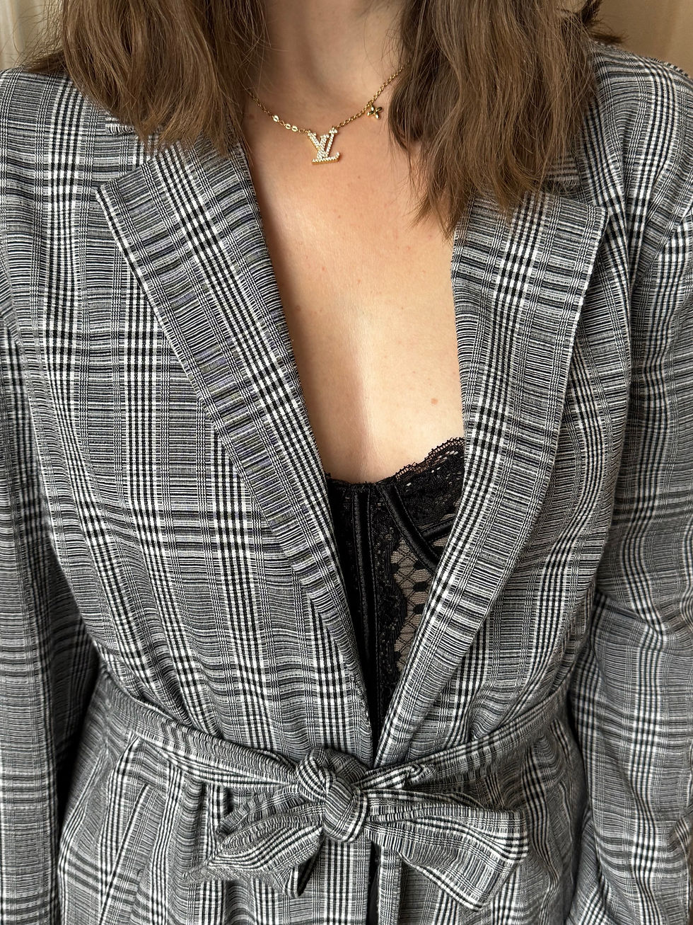 Miniature : Blazer zara taille m à carreaux en très bon état blanc et gris 