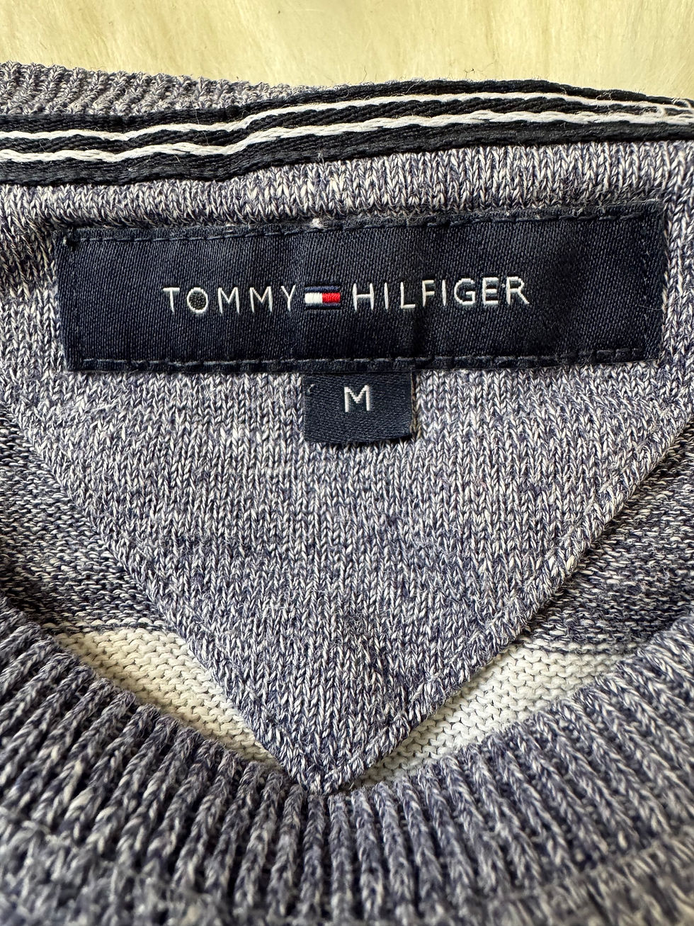 Miniature : Pull tommy Hilfiger taille m en très bon état bleu et blanc 