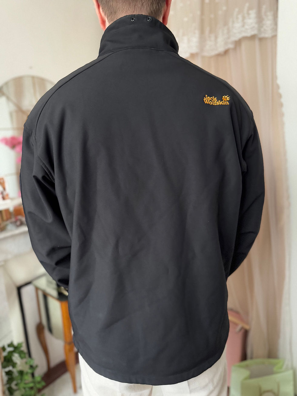Miniature : veste polaire  jack wolfskin noir taille xl en très bon état 