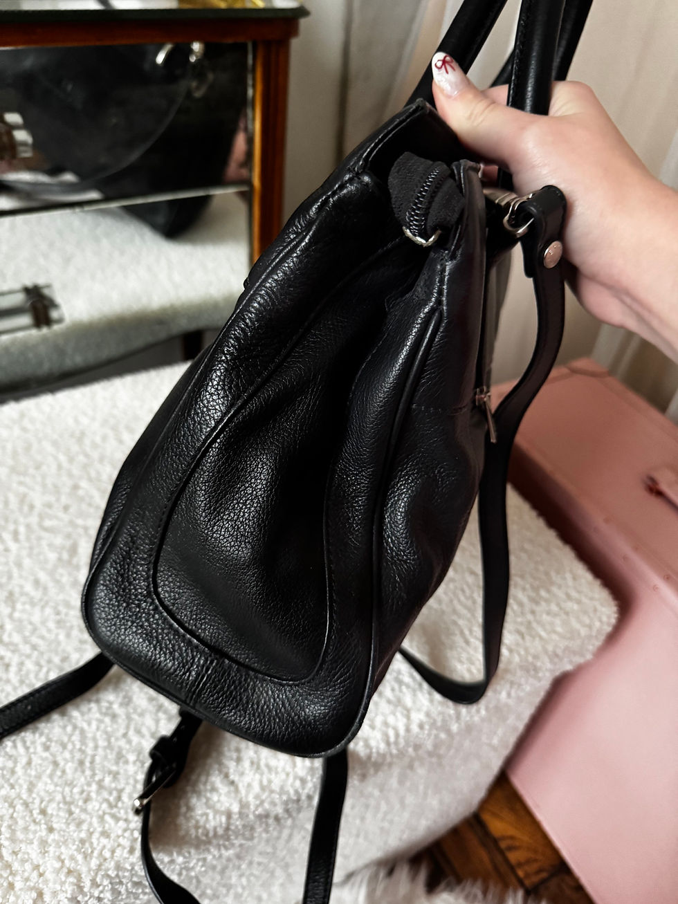 Miniature : Sac à main bandoulière  hexagona noir en bon état