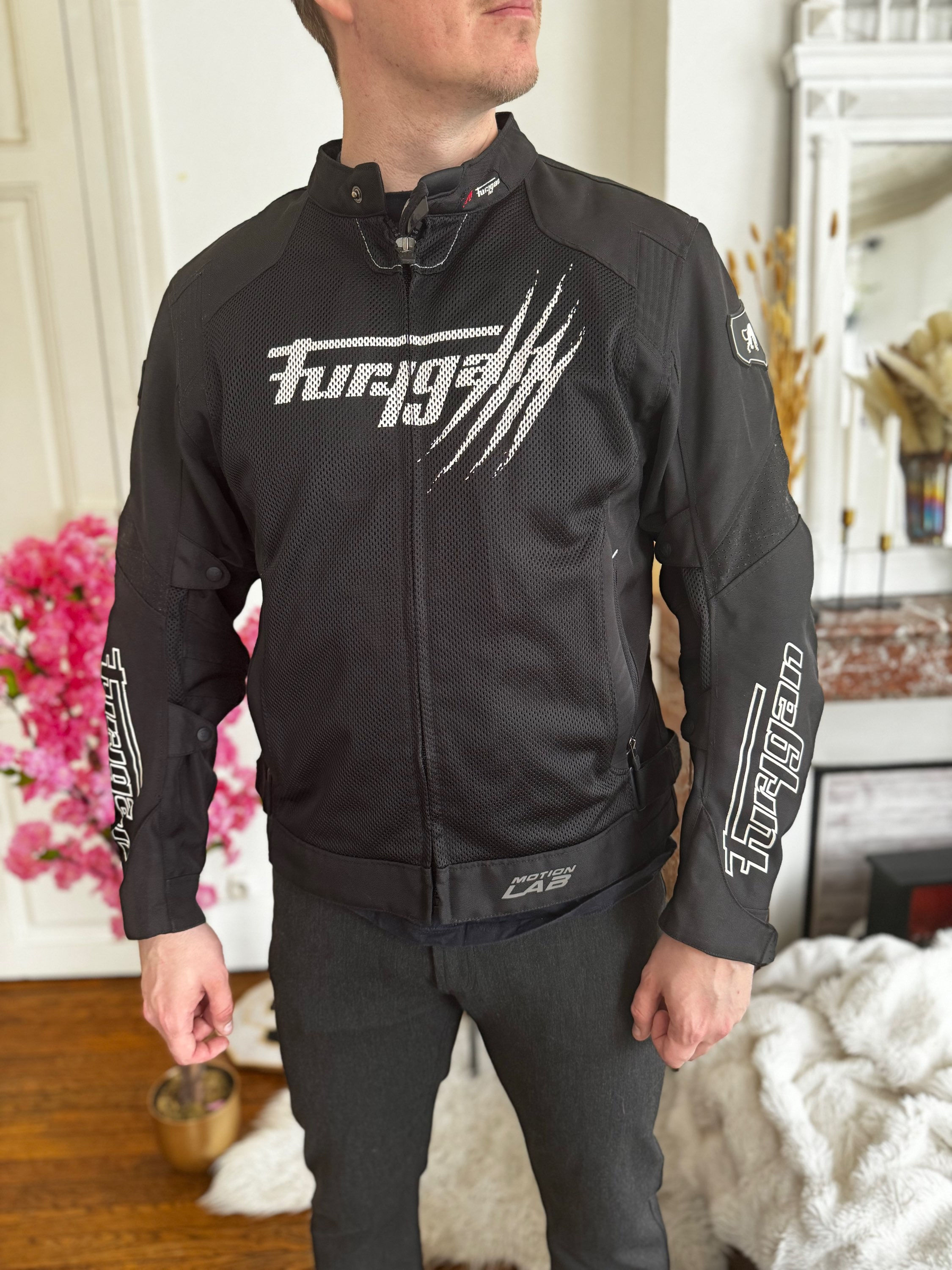 Manteau de moto furygan 2xl noir et blanc en très bon état