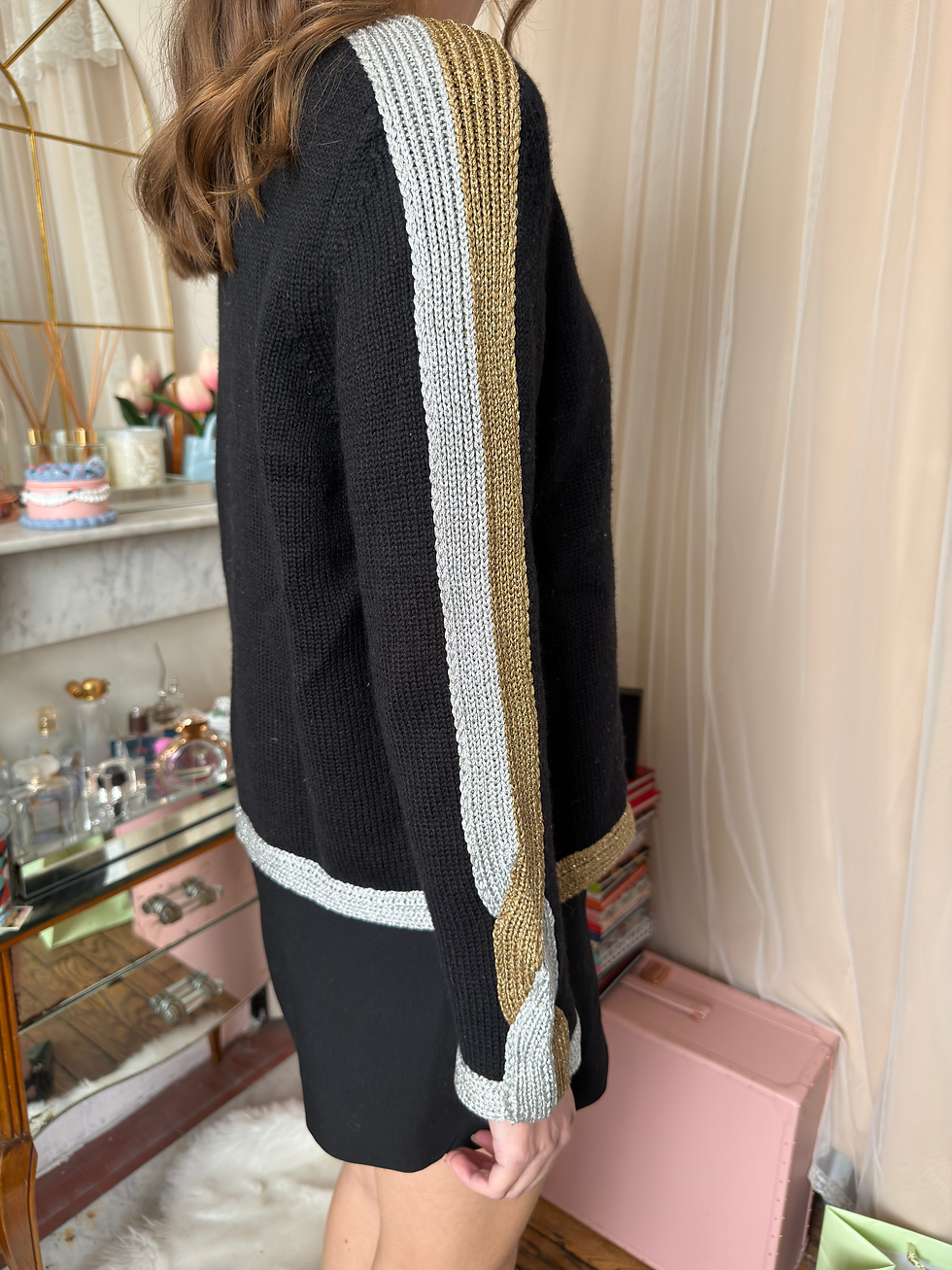 Miniature : Veste love Moschino noire et dorée en très bon état taille l
