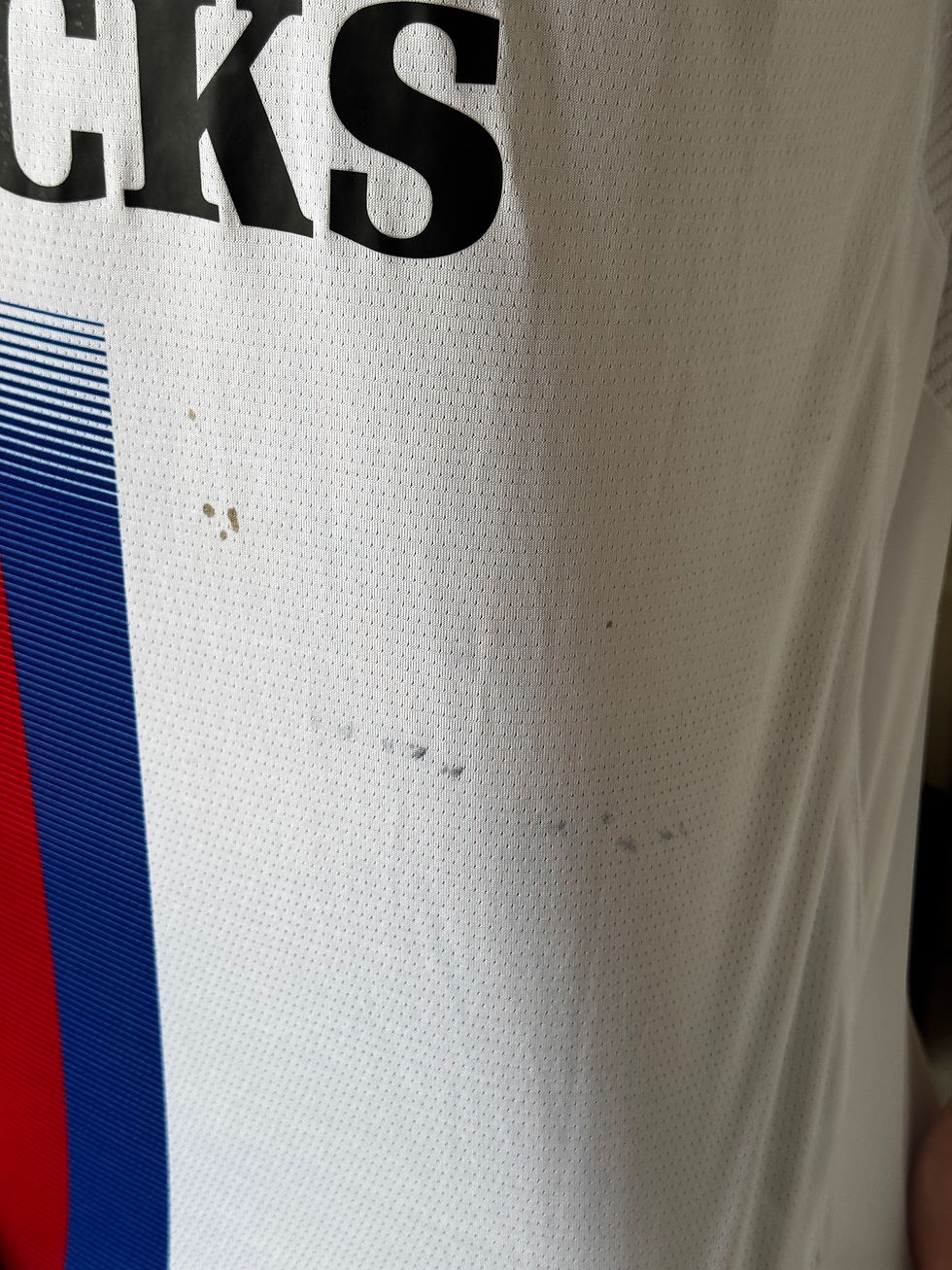 Miniature : Maillot de foot umbro olympique lyonnais en état satisfaisant