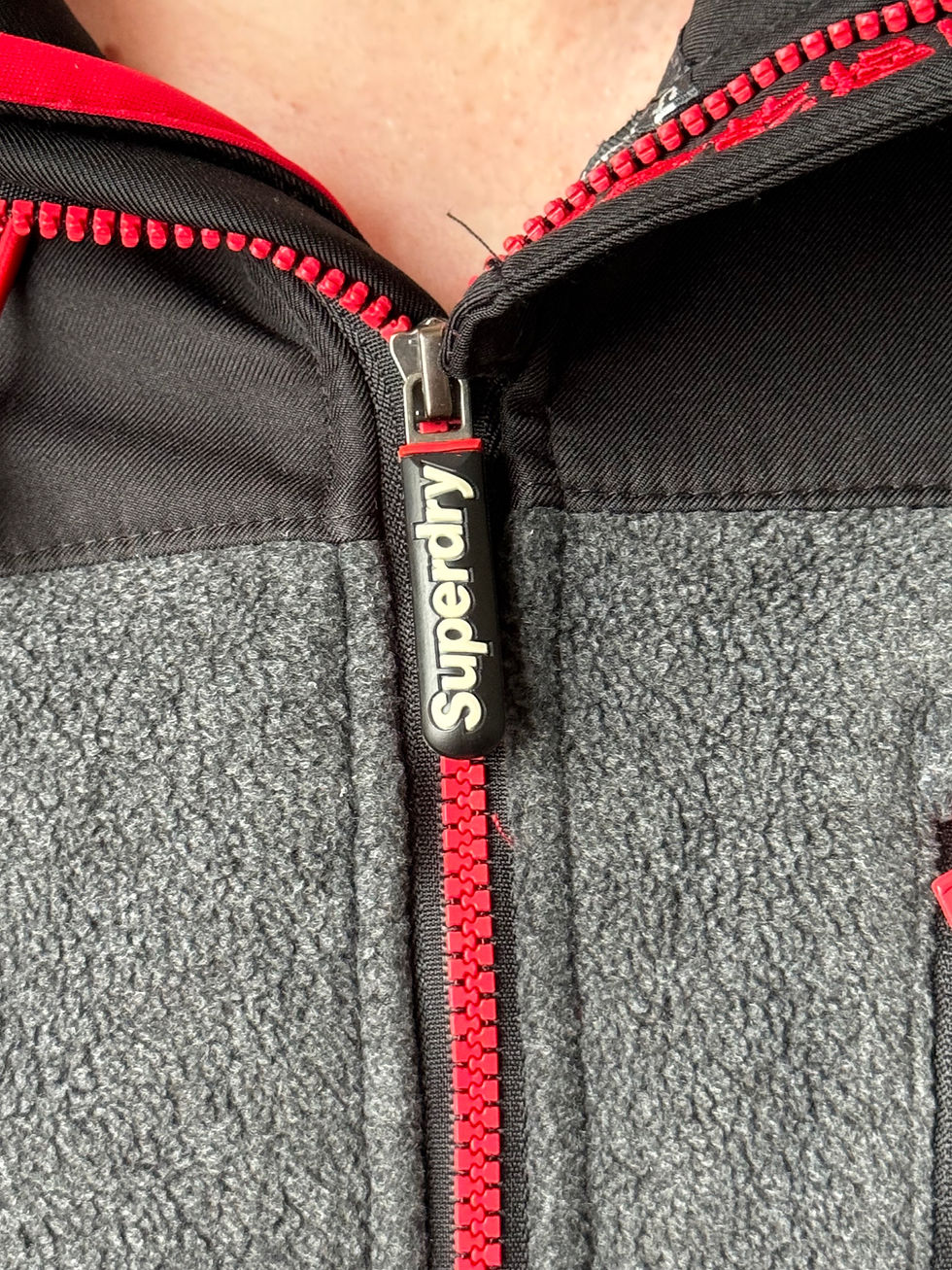 Miniature : Veste polaire superdry taille xl gris et noir en très bon état