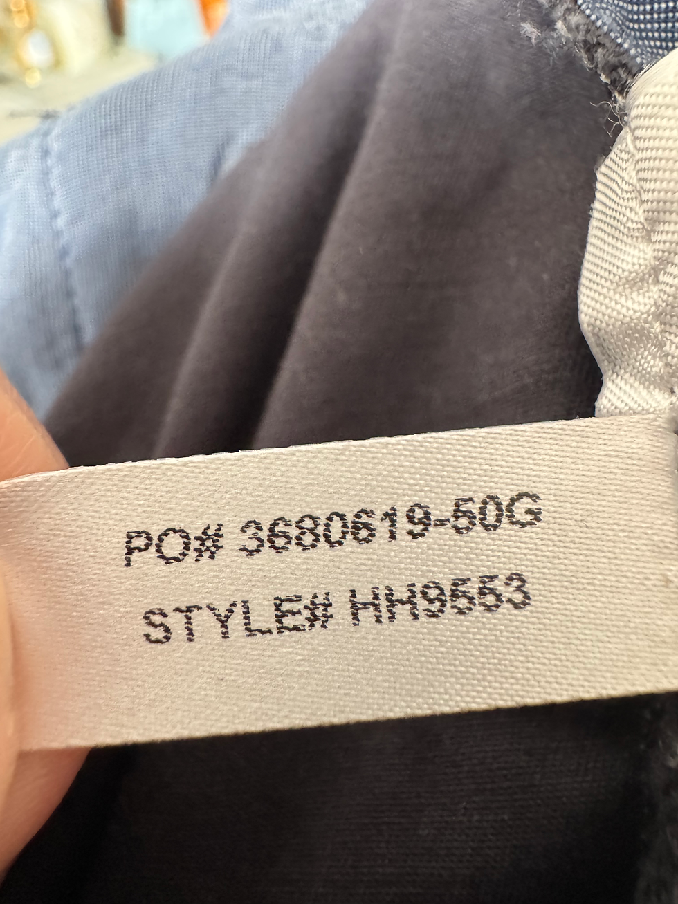 Miniature : Chinos Lacoste gris en bon état w38 l32 taille 38 cm longueur 105cm 