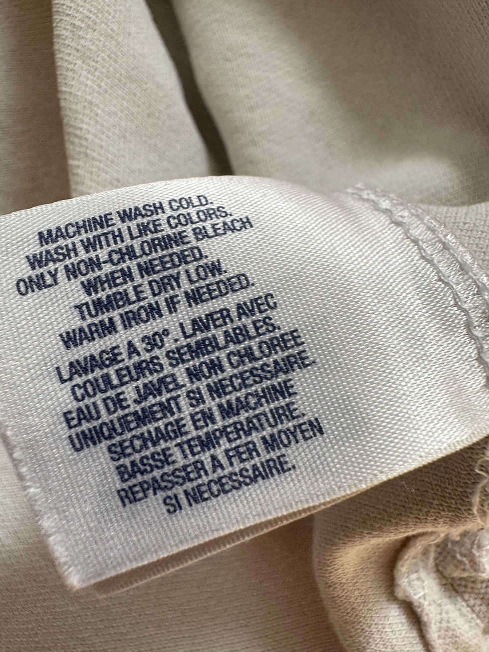 Miniature :  Polo enfant taille m blanc en très bon état en coton 