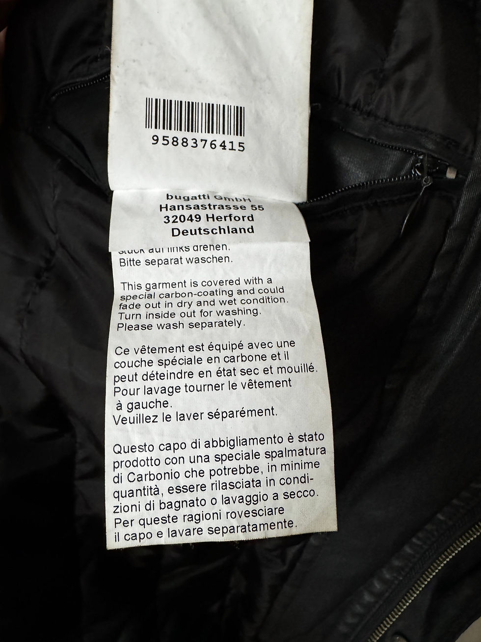 Miniature : Manteau Bugatti noir cuir taille 54 en très bon état 