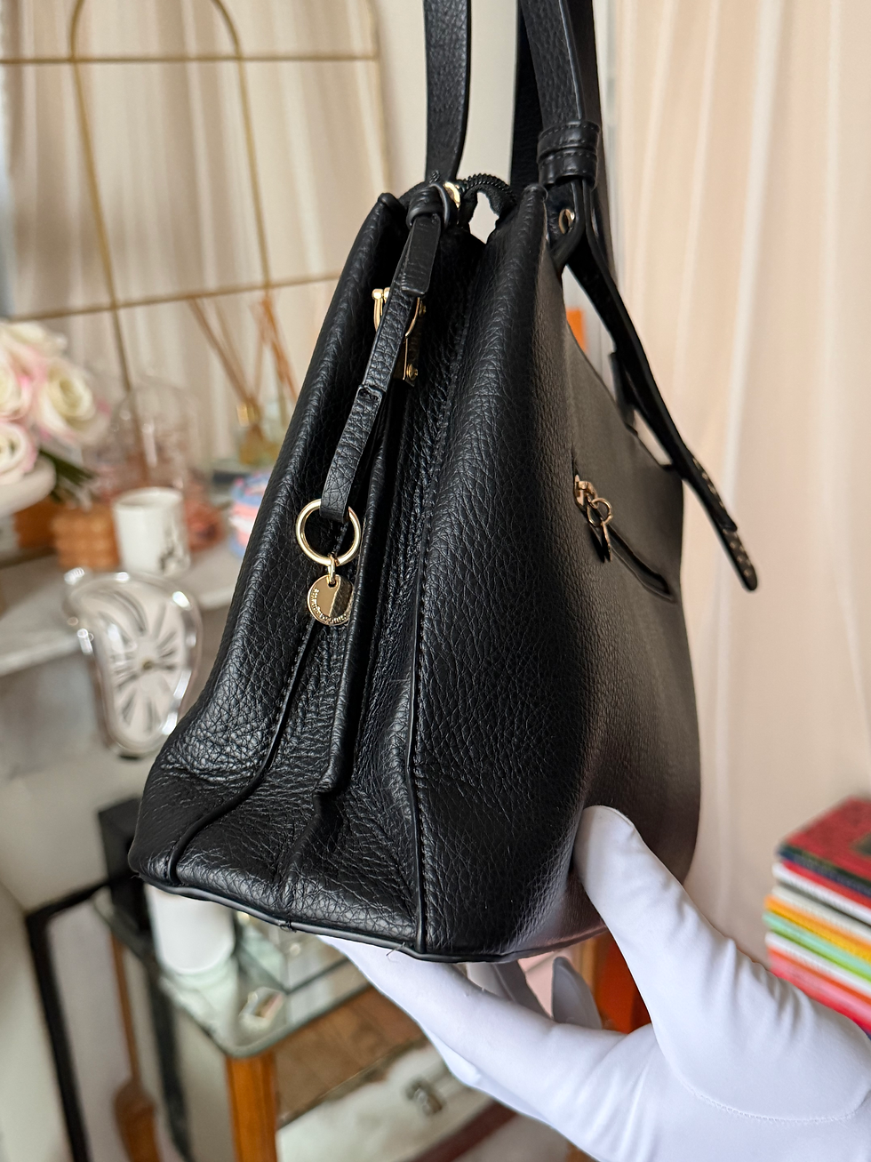 Miniature : sac à main lulu castagnette noir en très bon état hauteur 22 cm largeur 32 cm 