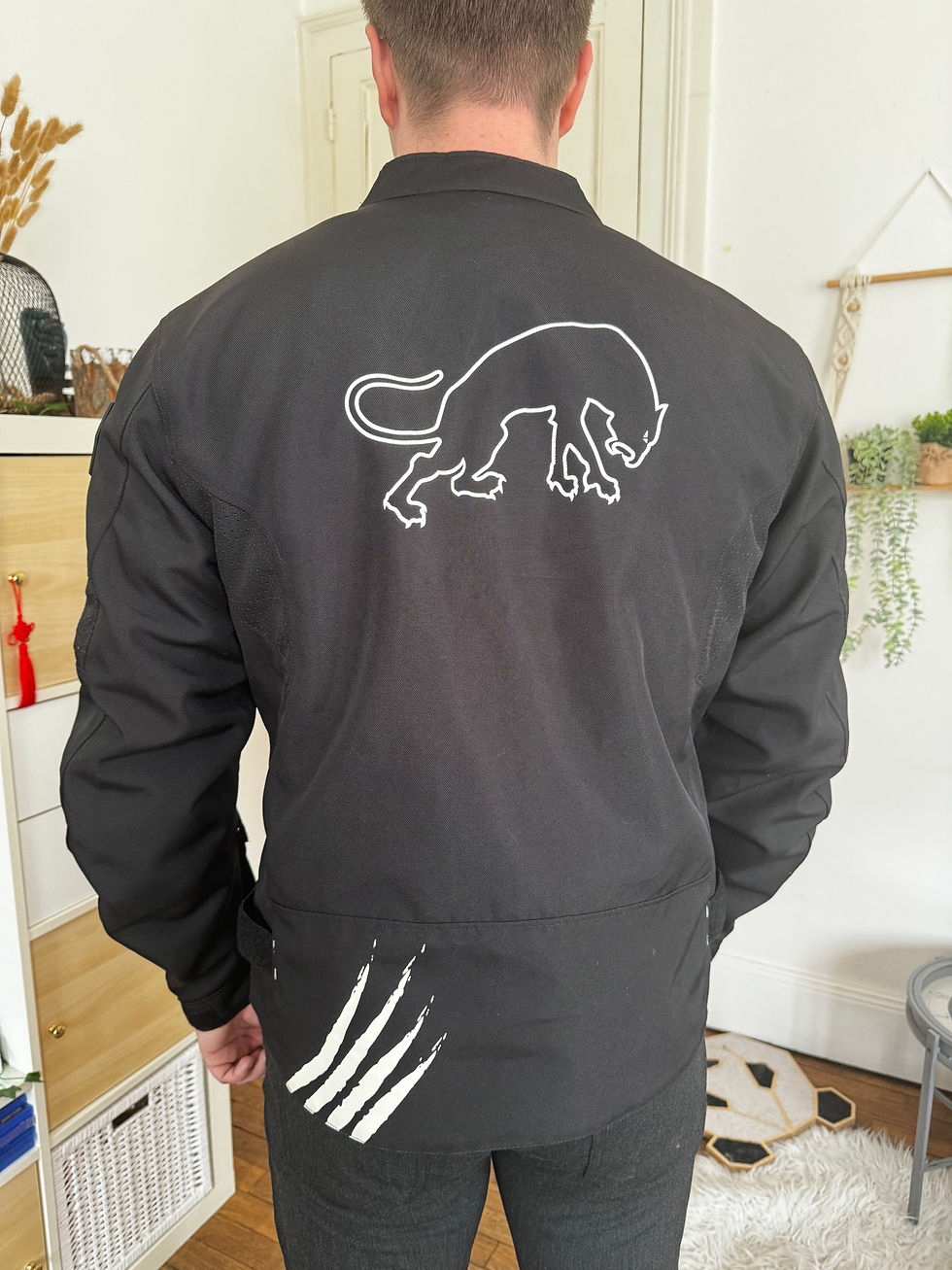 Miniature : Manteau de moto furygan 2xl noir et blanc en très bon état