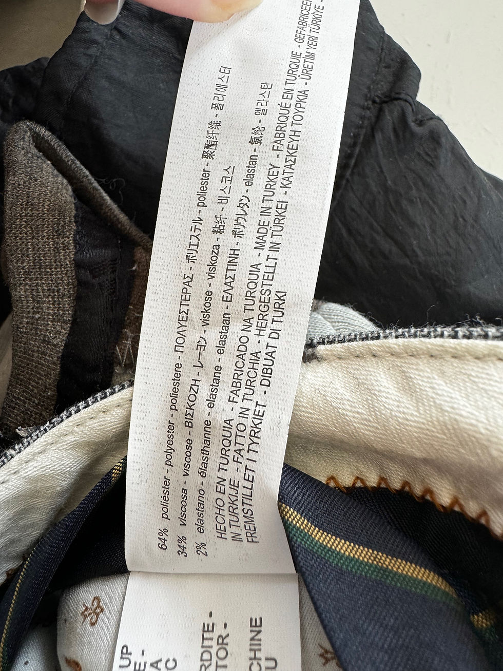 Miniature : Pantalon ajusté Zara man taille 46 gris en très bon état taille 48 cm 